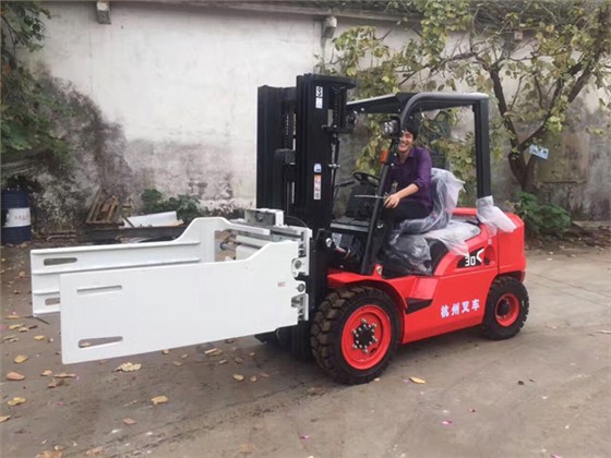 內燃叉車