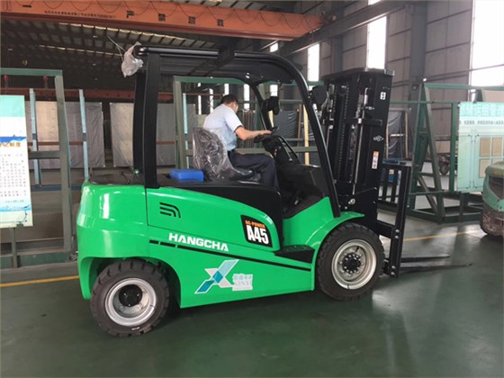 電氣系統叉車配件的維護與保養方法