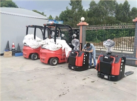 杭州叉車 | 小型電動叉車的特點和工作環境