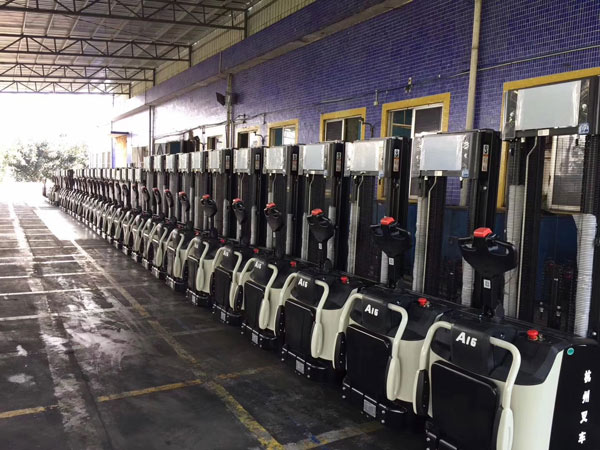 在廣州叉車市場，用最優惠的價格換取性價比最高的杭州叉車！